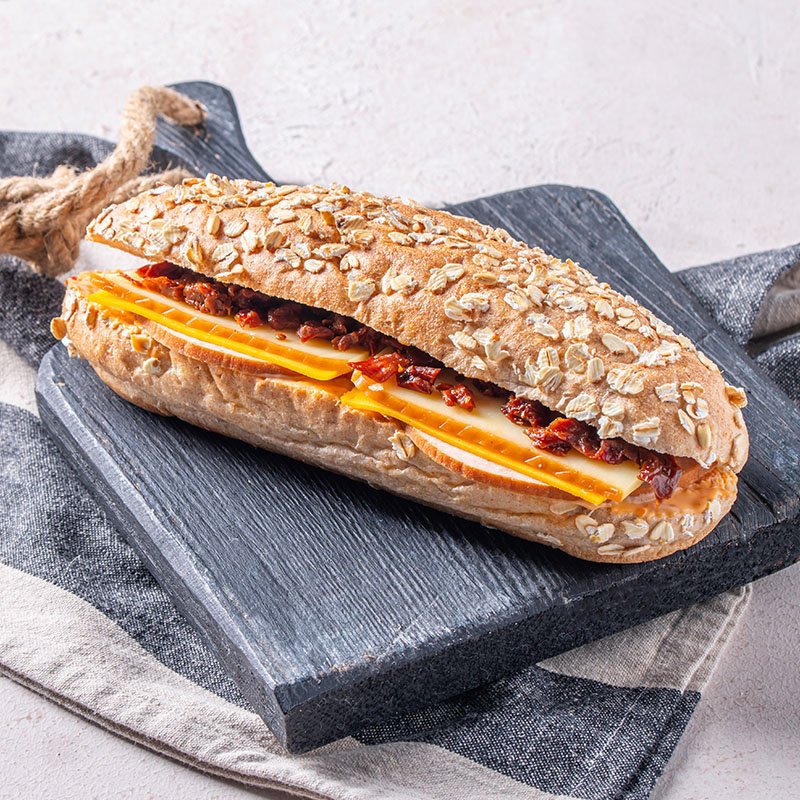 GURME İSLİ ÇERKEZ PEYNİRLİ HİNDİ SANDVİÇ